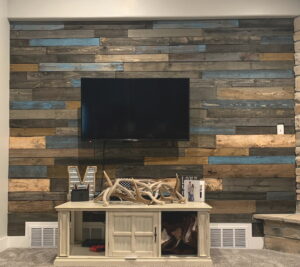 Blue accent pallet wall tv wall